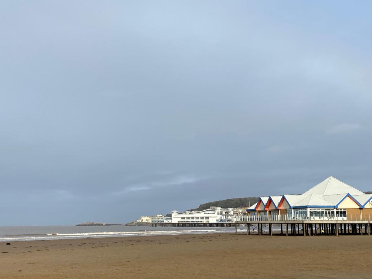 Westons Hideaway, 2 Bed, Free Parking, 6 Mins Walk To Beach, Exterior photo
